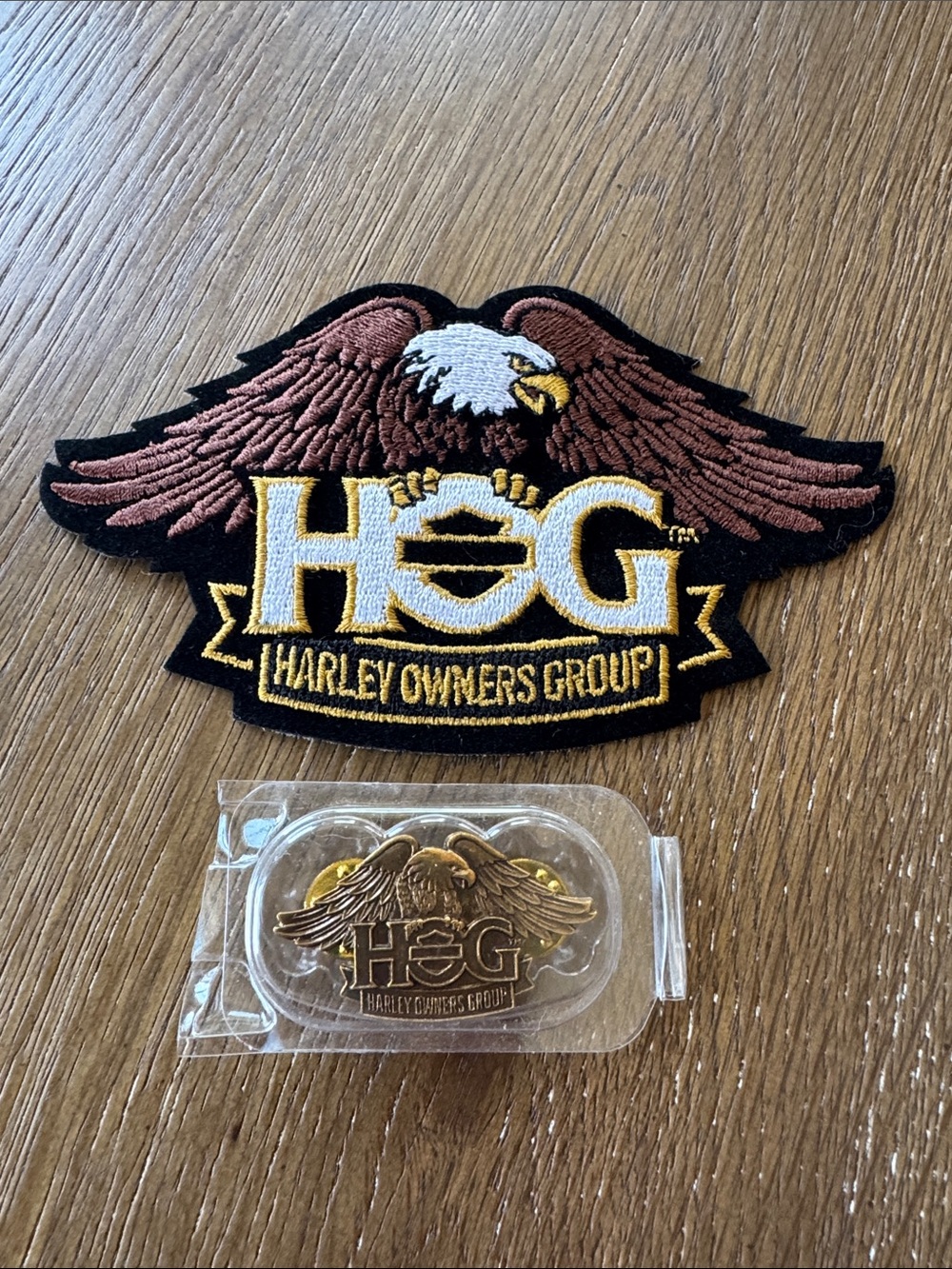 Harley-Davidson Hog patch and pin